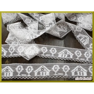 dentelle metre 
